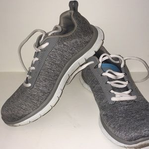 Sketchers Memory Foam sneakers